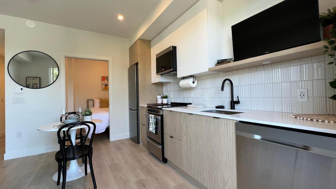 Hillside Oasis By Iris Properties! Victoria Exteriér fotografie